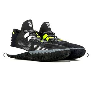 Nike Kyrie Flytrap V Basketball Shoes